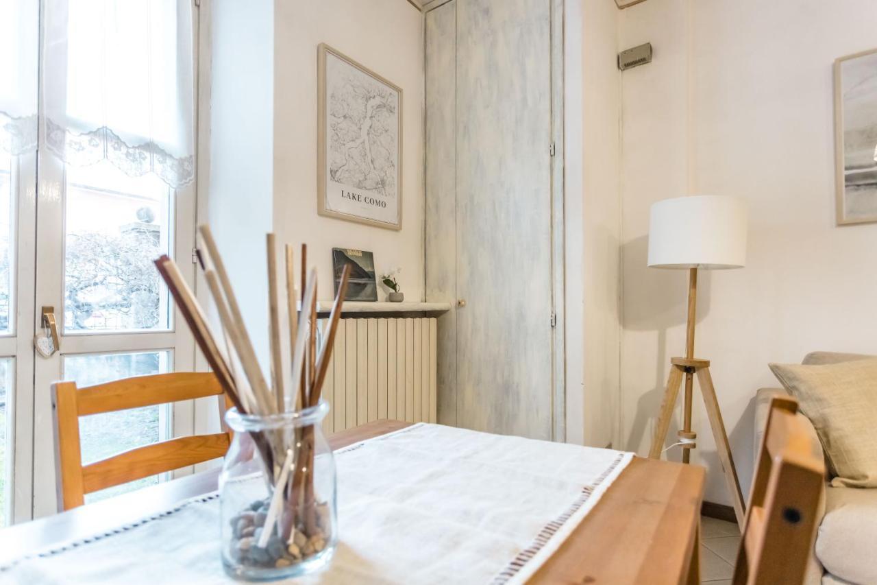 Lago Azzurro Apartment Varenna Dış mekan fotoğraf