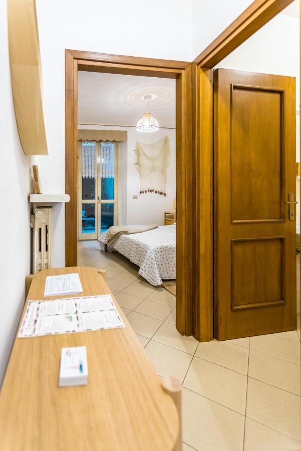 Lago Azzurro Apartment Varenna Dış mekan fotoğraf